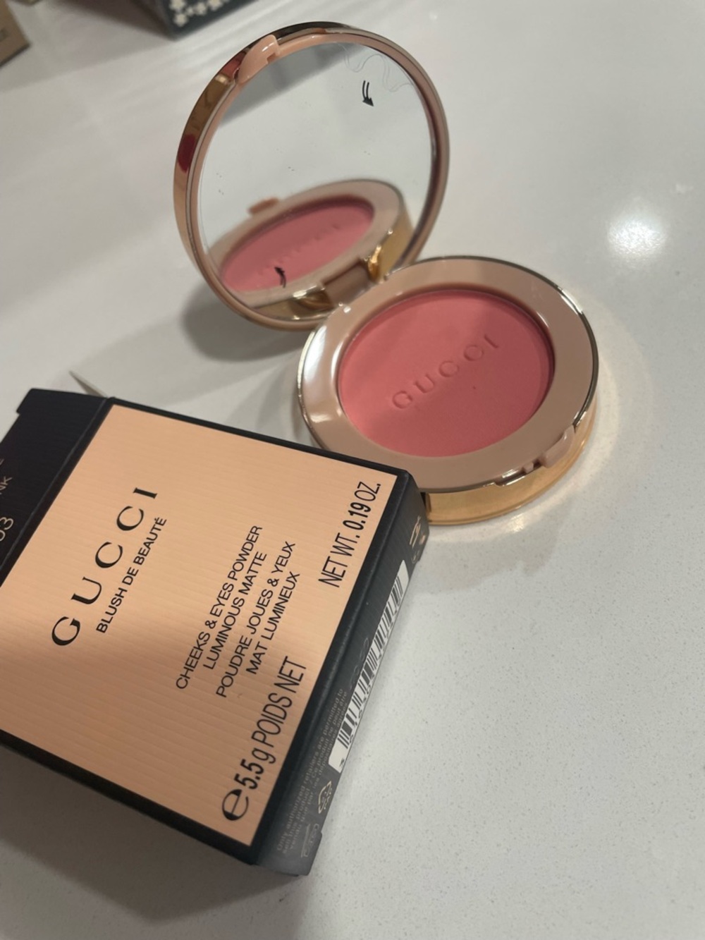 Gucci 
Luminous Matte Powder Blush | SHADE 03 RADIANT PINK